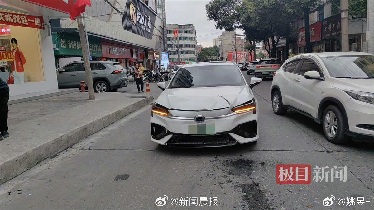 失控車輛遇英勇救援，善心回報(bào)贈(zèng)予新車的感人故事